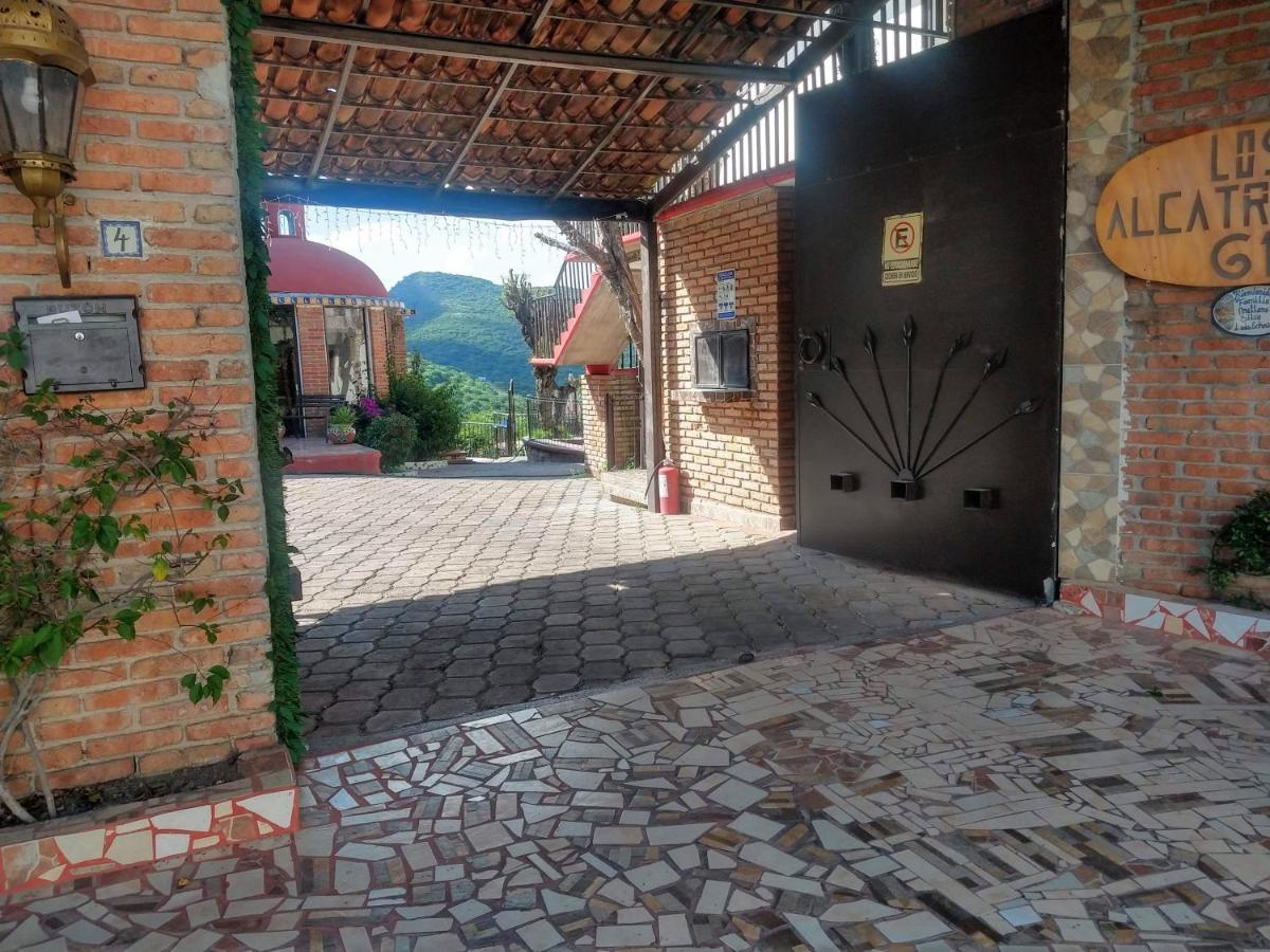 Hotel Alcatraces El Pueblito  Exterior photo